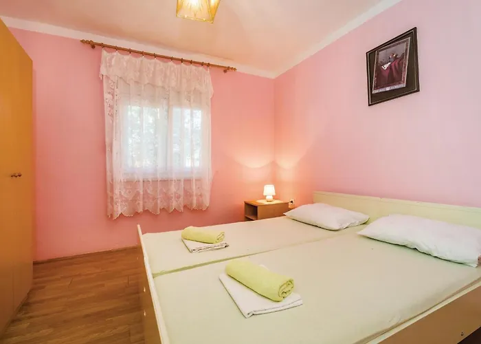 Two-bedroom In * Gornji Karin